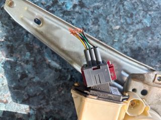 bontott TOYOTA COROLLA Jobb hátsó Ablakemelő Szerkezet (Elektromos)