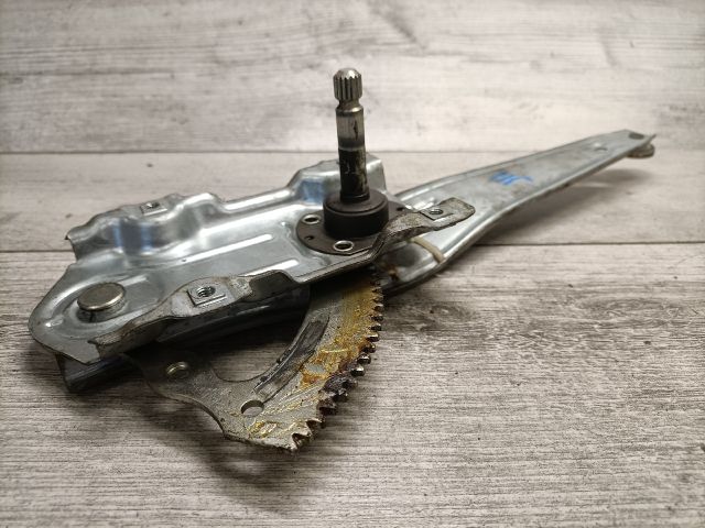 bontott TOYOTA COROLLA Jobb hátsó Ablakemelő Szerkezet (Mechanikus)