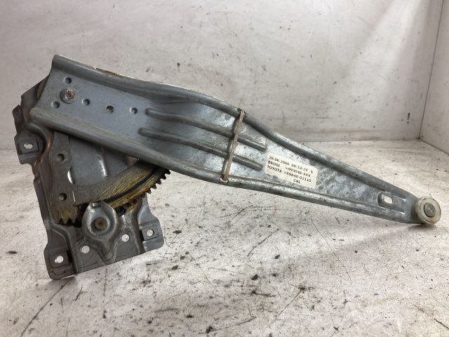 bontott TOYOTA COROLLA Jobb hátsó Ablakemelő Szerkezet (Mechanikus)
