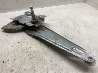 bontott TOYOTA COROLLA Jobb hátsó Ablakemelő Szerkezet (Mechanikus)