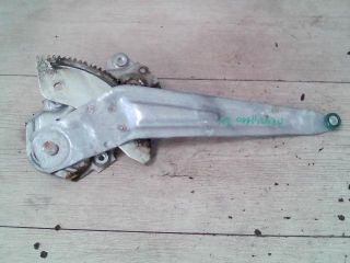 bontott TOYOTA COROLLA Jobb hátsó Ablakemelő Szerkezet (Mechanikus)