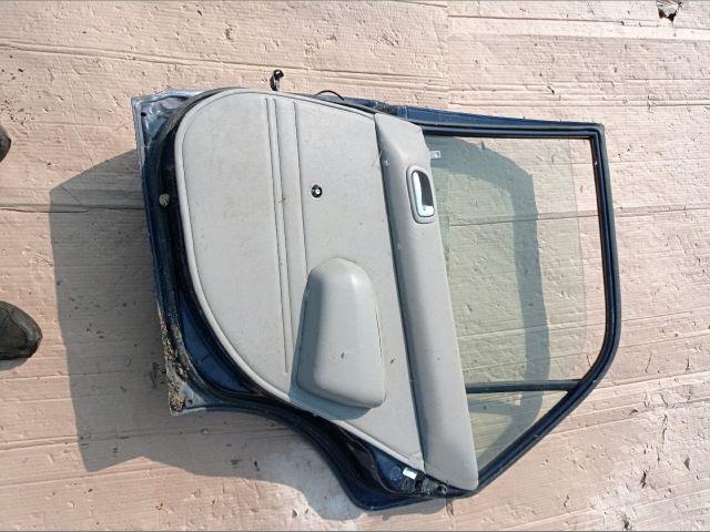 bontott TOYOTA COROLLA Jobb hátsó Ajtó Kárpit