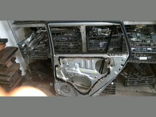 bontott TOYOTA COROLLA Jobb hátsó Ajtó (Üres lemez)