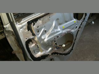 bontott TOYOTA COROLLA Jobb hátsó Ajtó (Üres lemez)