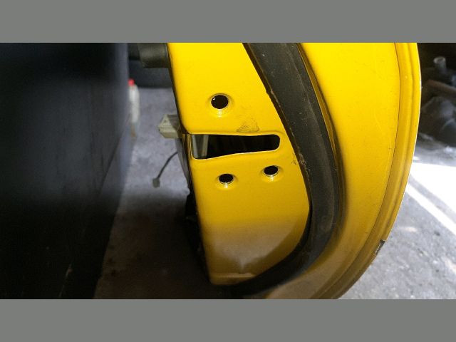 bontott TOYOTA COROLLA Jobb hátsó Ajtó (Üres lemez)