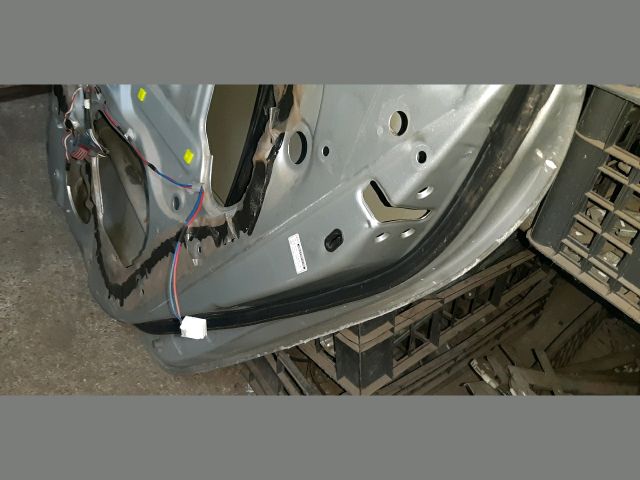 bontott TOYOTA COROLLA Jobb hátsó Ajtó (Üres lemez)