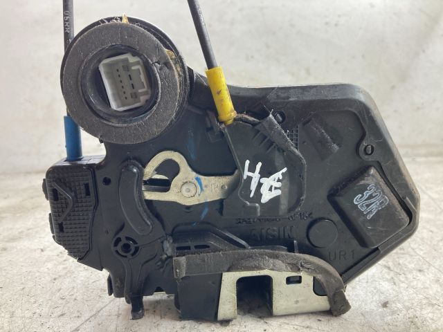 bontott TOYOTA COROLLA Jobb hátsó Ajtózár