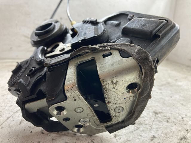 bontott TOYOTA COROLLA Jobb hátsó Ajtózár