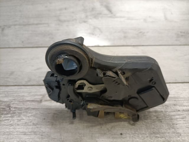 bontott TOYOTA COROLLA Jobb hátsó Ajtózár