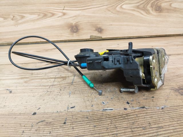 bontott TOYOTA COROLLA Jobb hátsó Ajtózár