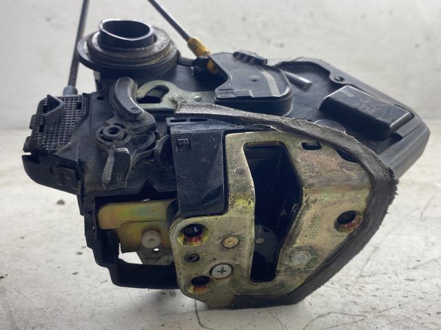 bontott TOYOTA COROLLA Jobb hátsó Ajtózár