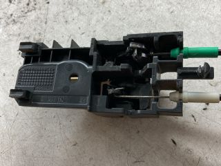 bontott TOYOTA COROLLA Jobb hátsó Ajtózár