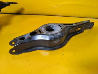 bontott TOYOTA COROLLA Jobb hátsó Alsó Lengőkar