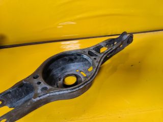 bontott TOYOTA COROLLA Jobb hátsó Alsó Lengőkar