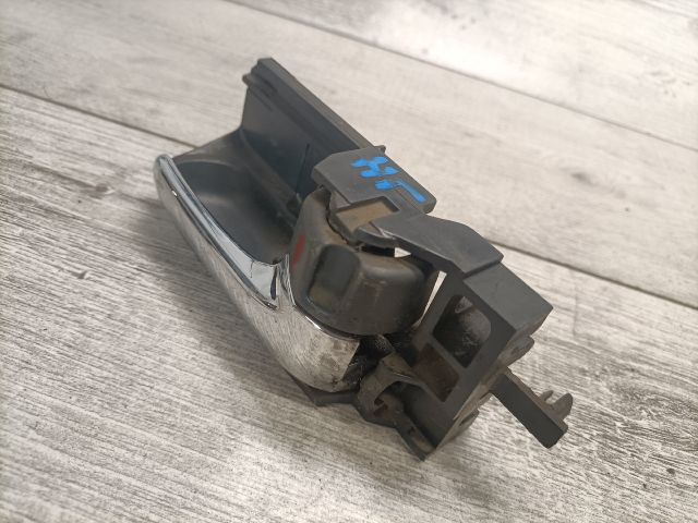 bontott TOYOTA COROLLA Jobb hátsó Belső Kilincs