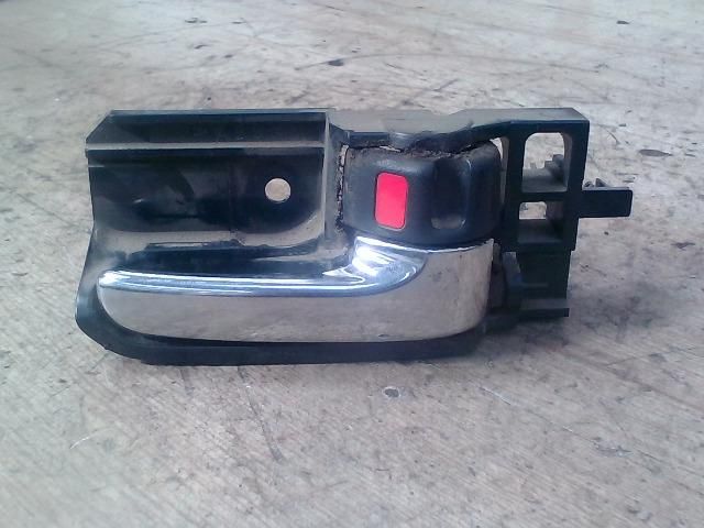 bontott TOYOTA COROLLA Jobb hátsó Belső Kilincs