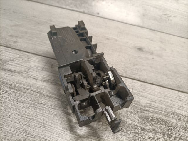 bontott TOYOTA COROLLA Jobb hátsó Belső Kilincs