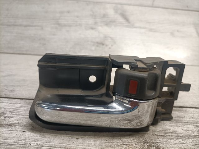 bontott TOYOTA COROLLA Jobb hátsó Belső Kilincs