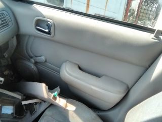 bontott TOYOTA COROLLA Jobb hátsó Fixüveg (Ajtóban)