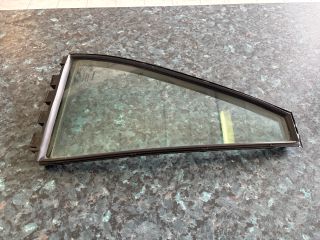 bontott TOYOTA COROLLA Jobb hátsó Fixüveg (Ajtóban)