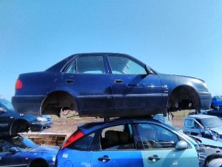 bontott TOYOTA COROLLA Jobb hátsó Fixüveg (Ajtóban)