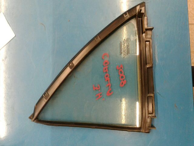 bontott TOYOTA COROLLA Jobb hátsó Fixüveg (Ajtóban)