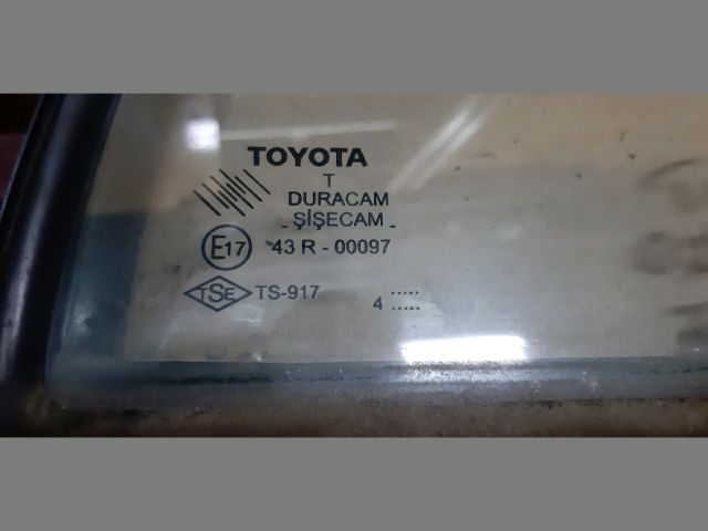 bontott TOYOTA COROLLA Jobb hátsó Fixüveg (Ajtóban)