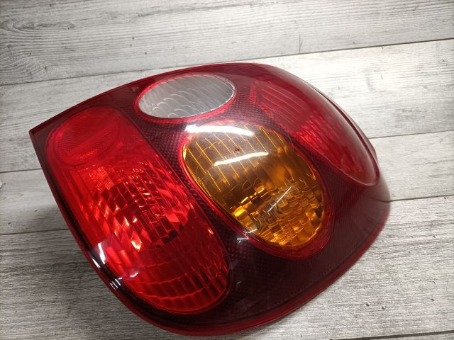 bontott TOYOTA COROLLA Jobb Hátsó Lámpa