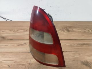 bontott TOYOTA COROLLA Jobb Hátsó Lámpa