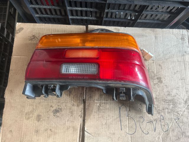 bontott TOYOTA COROLLA Jobb Hátsó Lámpa