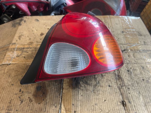 bontott TOYOTA COROLLA Jobb Hátsó Lámpa