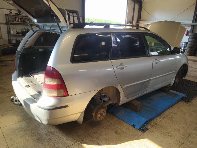 bontott TOYOTA COROLLA Jobb Hátsó Lámpa