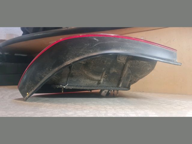 bontott TOYOTA COROLLA Jobb Hátsó Lámpa