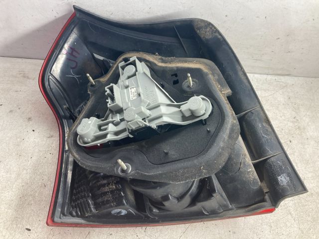 bontott TOYOTA COROLLA Jobb Hátsó Lámpa