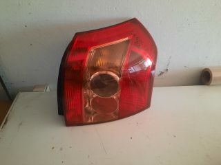 bontott TOYOTA COROLLA Jobb Hátsó Lámpa