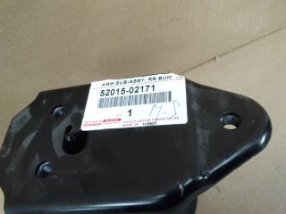 bontott TOYOTA COROLLA Jobb hátsó Lökhárító Merevítő (Fém)