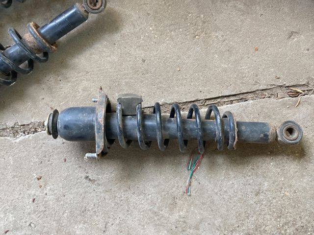 bontott TOYOTA COROLLA Jobb hátsó Rugó