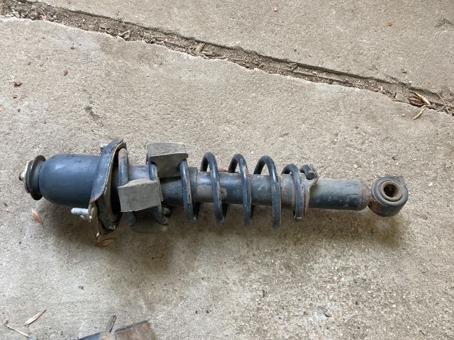 bontott TOYOTA COROLLA Jobb hátsó Rugó