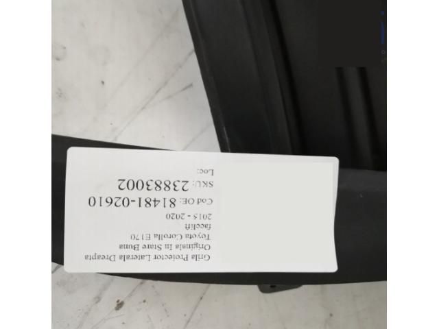 bontott TOYOTA COROLLA Jobb Ködlámpa Rács