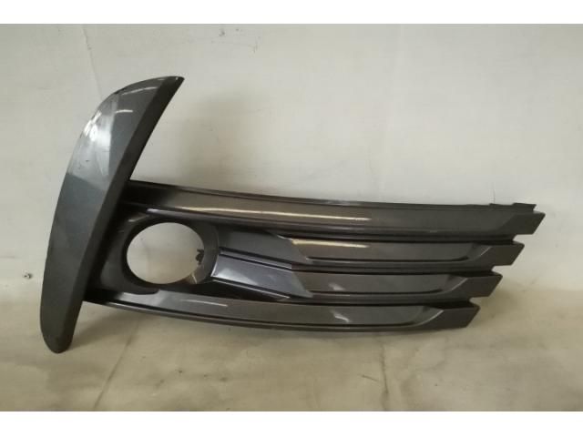 bontott TOYOTA COROLLA Jobb Ködlámpa Rács