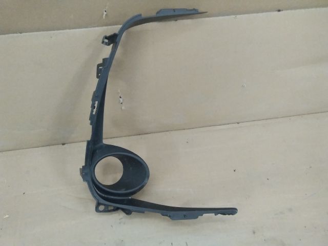 bontott TOYOTA COROLLA Jobb Ködlámpa Rács