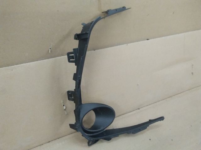 bontott TOYOTA COROLLA Jobb Ködlámpa Rács