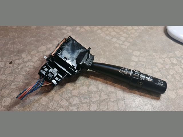 bontott TOYOTA COROLLA Jobb Kormánykapcsoló Ablaktörlő