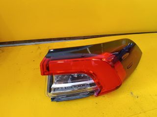 bontott TOYOTA COROLLA Jobb Külső Hátsó Lámpa