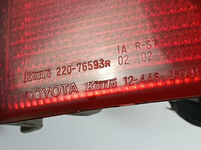 bontott TOYOTA COROLLA Jobb Külső Hátsó Lámpa