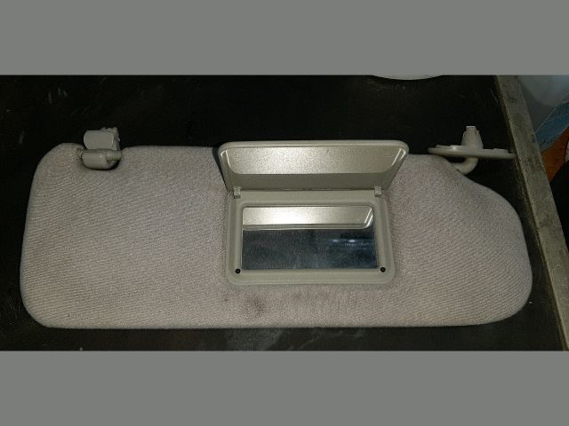 bontott TOYOTA COROLLA Jobb Napellenző