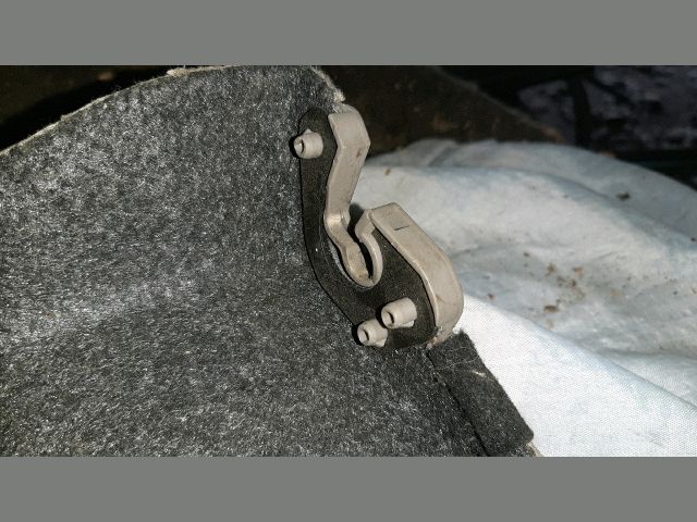 bontott TOYOTA COROLLA Kalaptartó