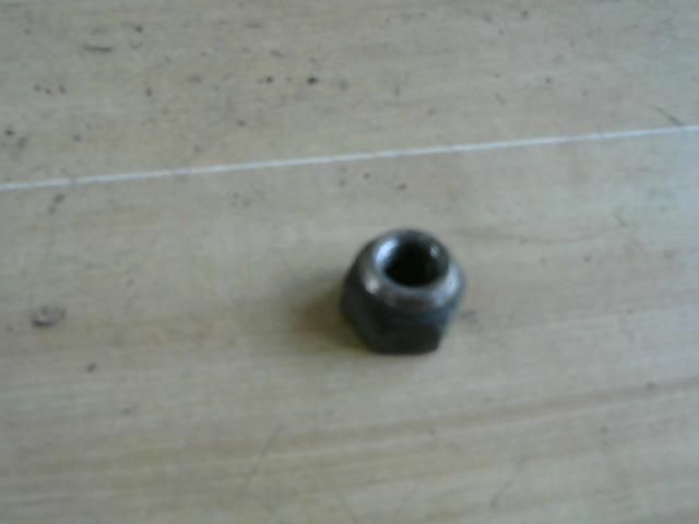 bontott TOYOTA COROLLA Kerék Csavar Szett