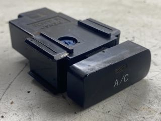 bontott TOYOTA COROLLA Kipörgésgátló Kapcsoló