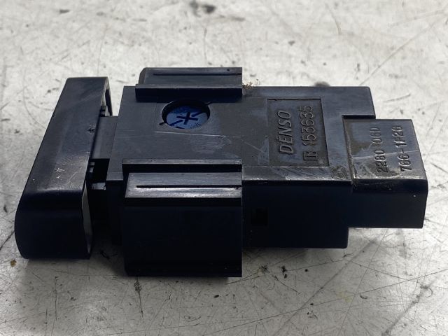 bontott TOYOTA COROLLA Kipörgésgátló Kapcsoló